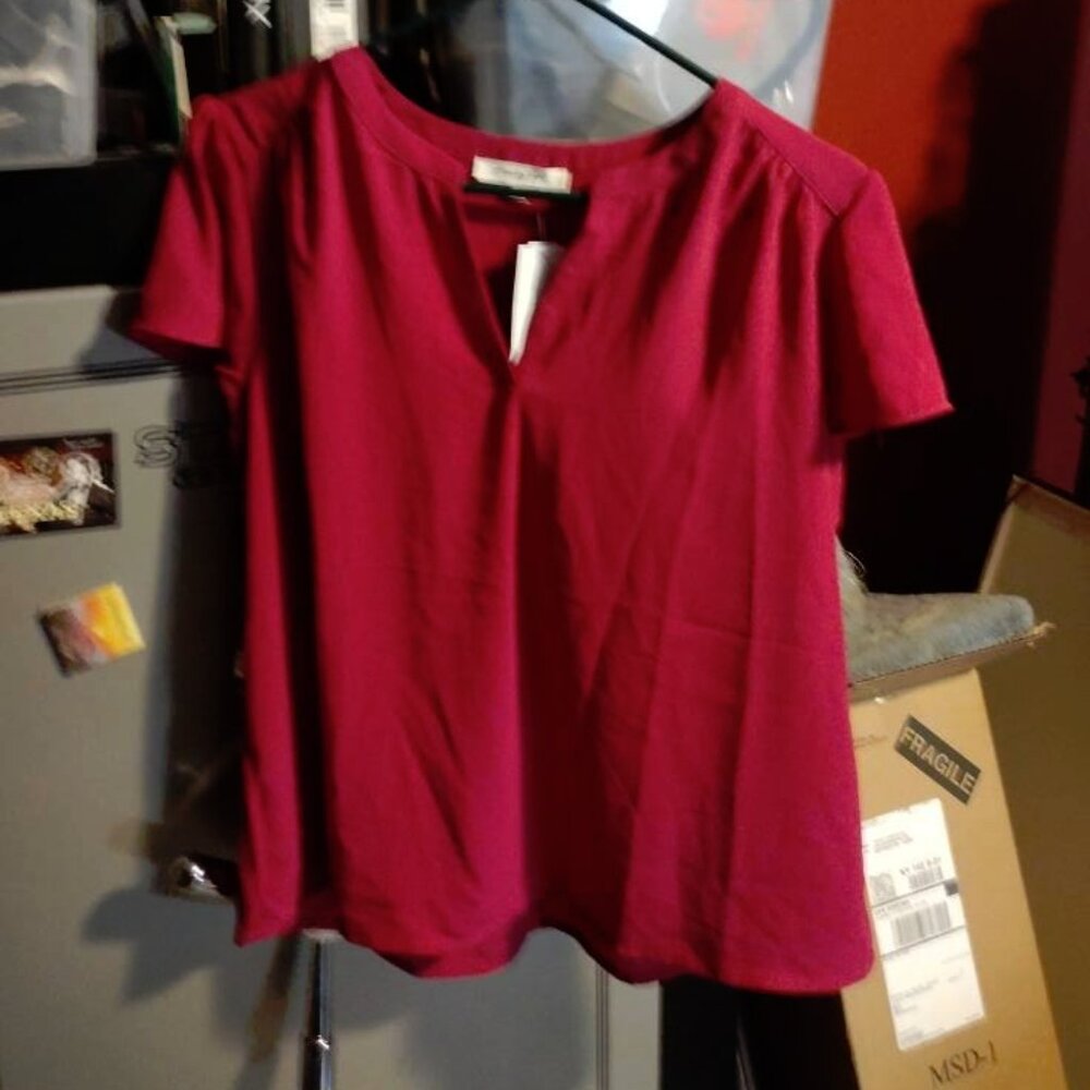 NWT Ladies short sleeve top size MP